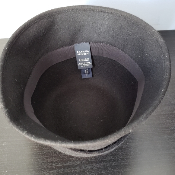 Banana Republic | Women's Hat - Picture 3 of 4